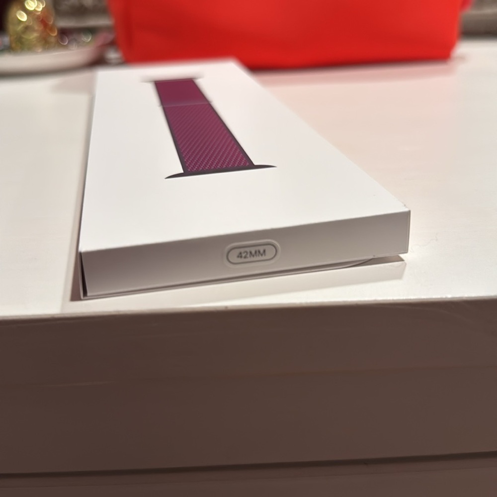 Apple Watch 10 New Sport Loop size 42 MM Purple Band